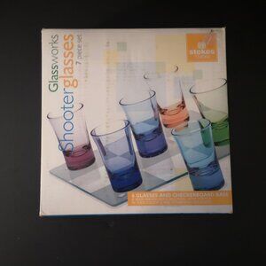 NIB Stokes Glassworks 7 Piece Set Shooter Glasses & Checkerboard Base